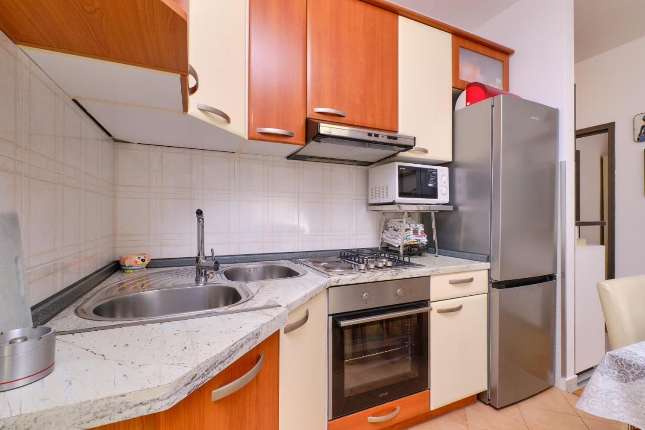 Apartamento Snjezana Mali Lošinj Exterior foto