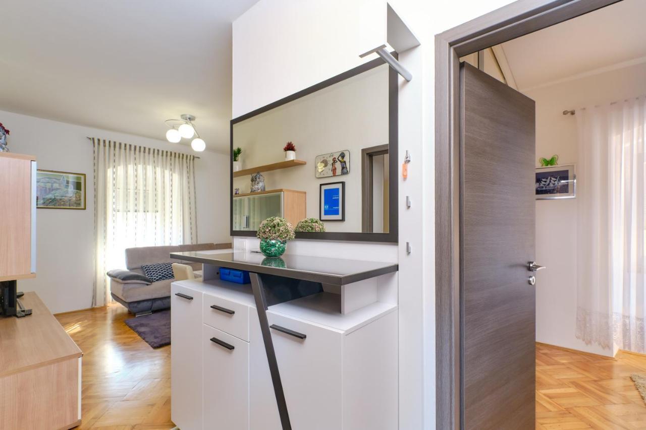 Apartamento Snjezana Mali Lošinj Exterior foto